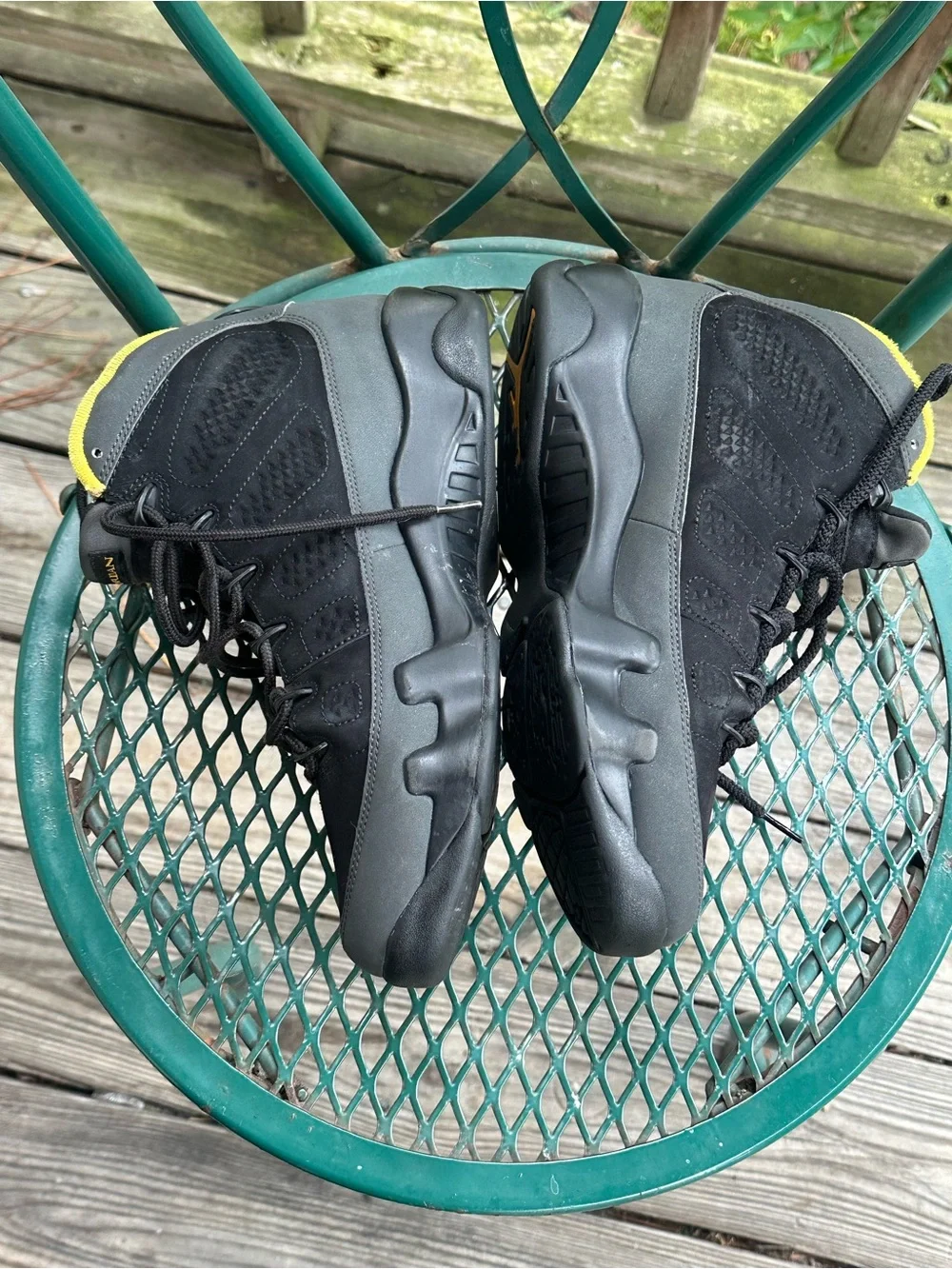 Jordan nike mid