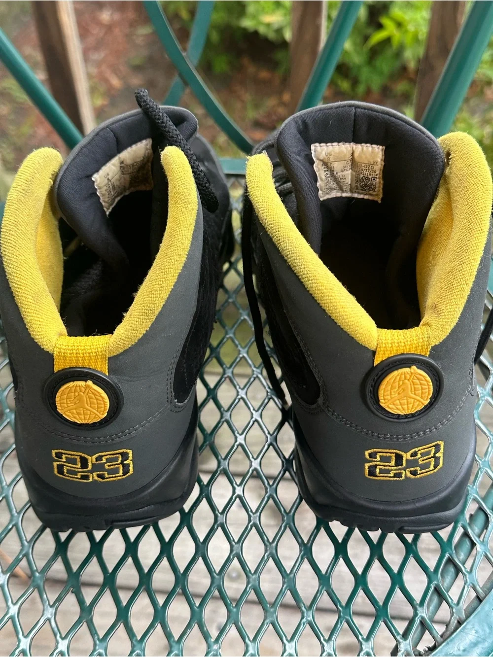 Jordan nike mid