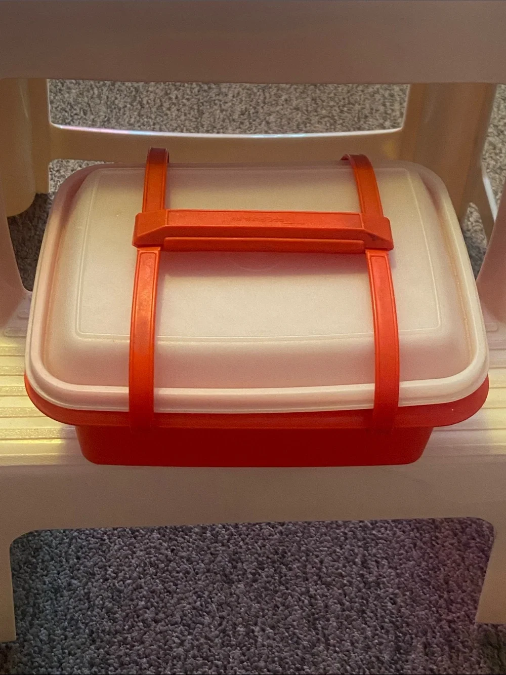 Tupperware durable red