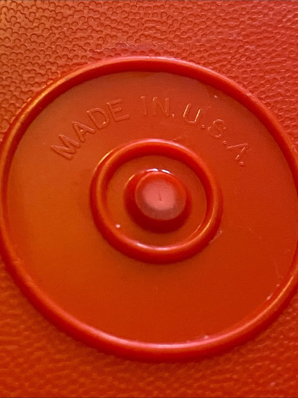 Tupperware durable red