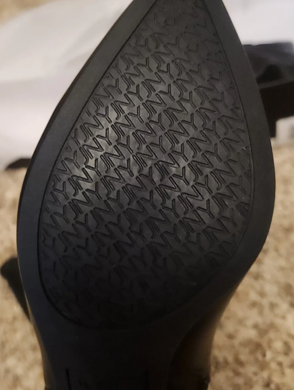 Jones New York sleek black