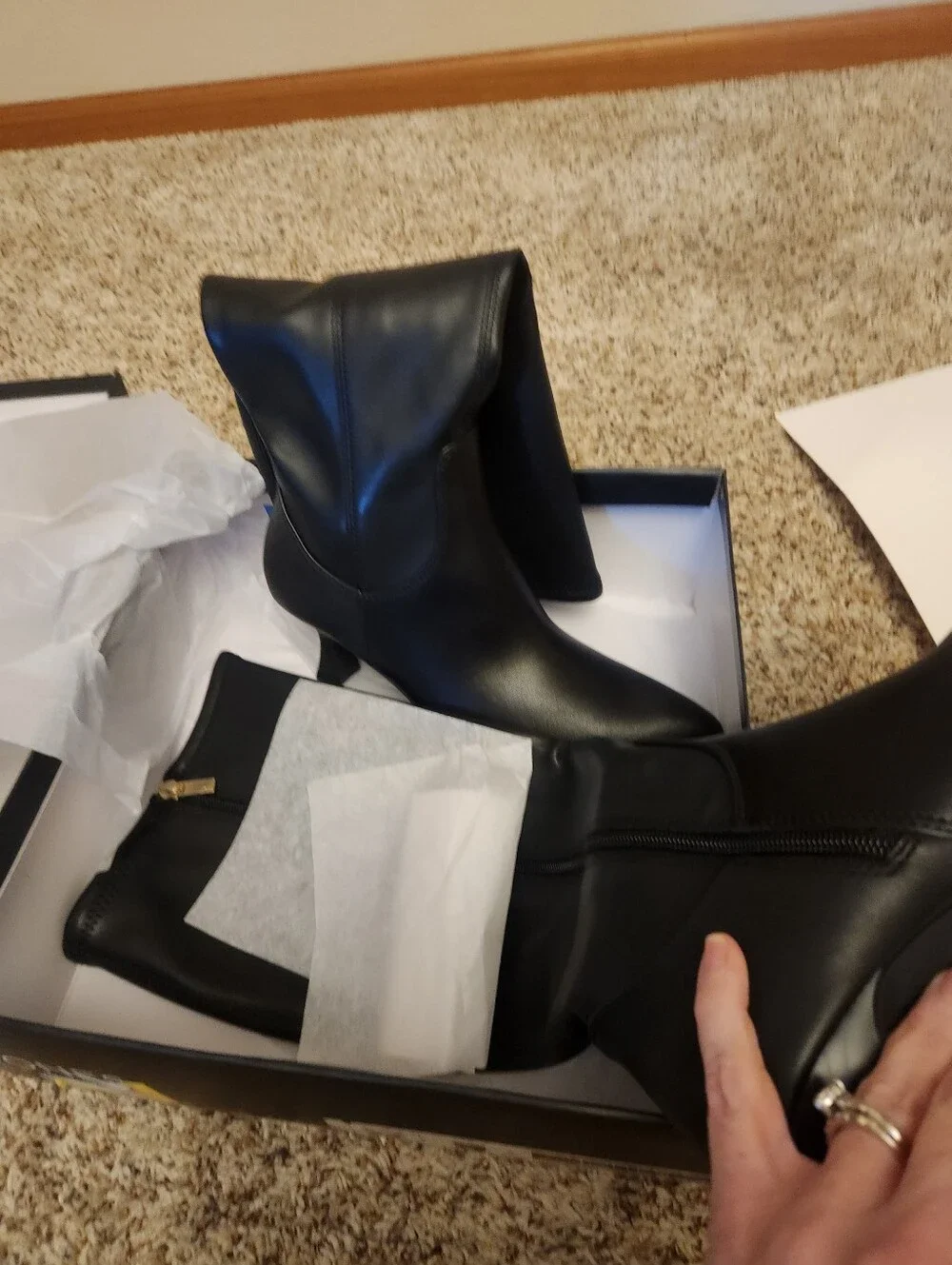 Jones New York sleek black