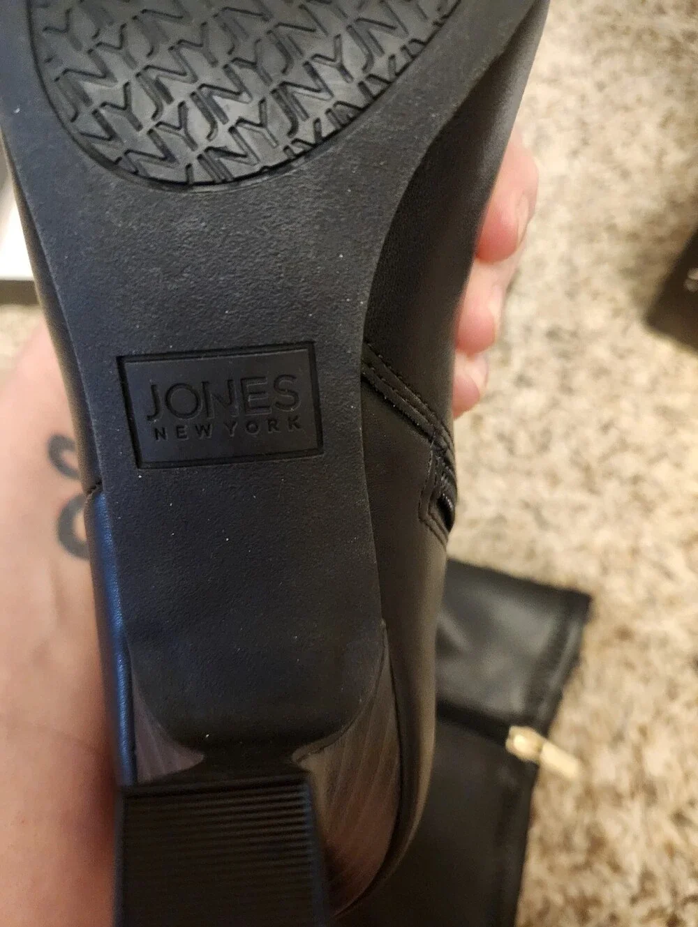 Jones New York sleek black