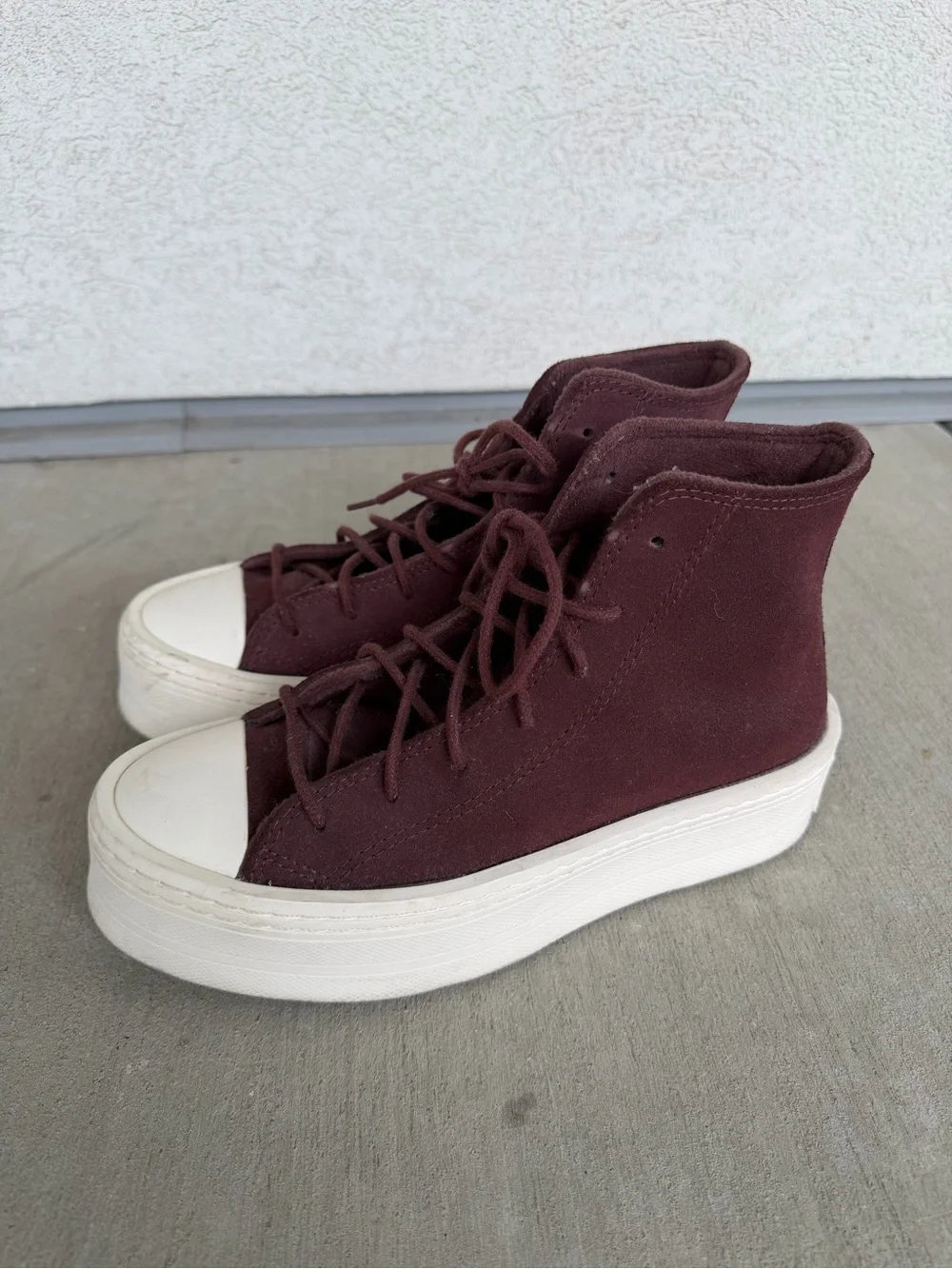 Converse All Stars size brown