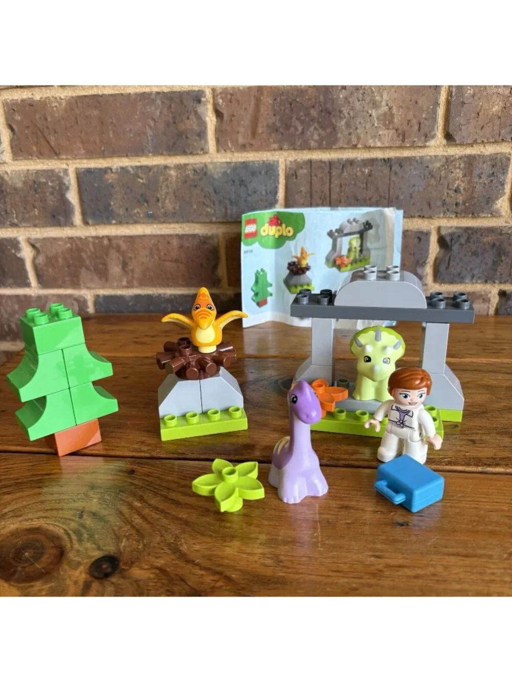 LEGO® Duplo® Jurassic World™ Dinosaur Nursery 10938 Complete 27 Bricks