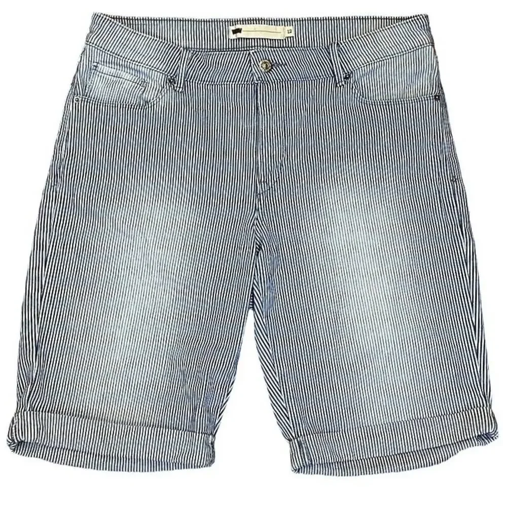 Levis 16 approximately washable