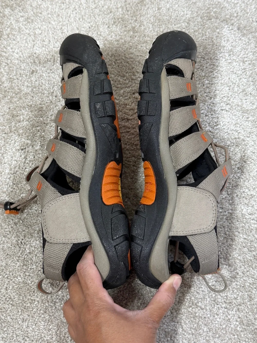 Keen note preowned