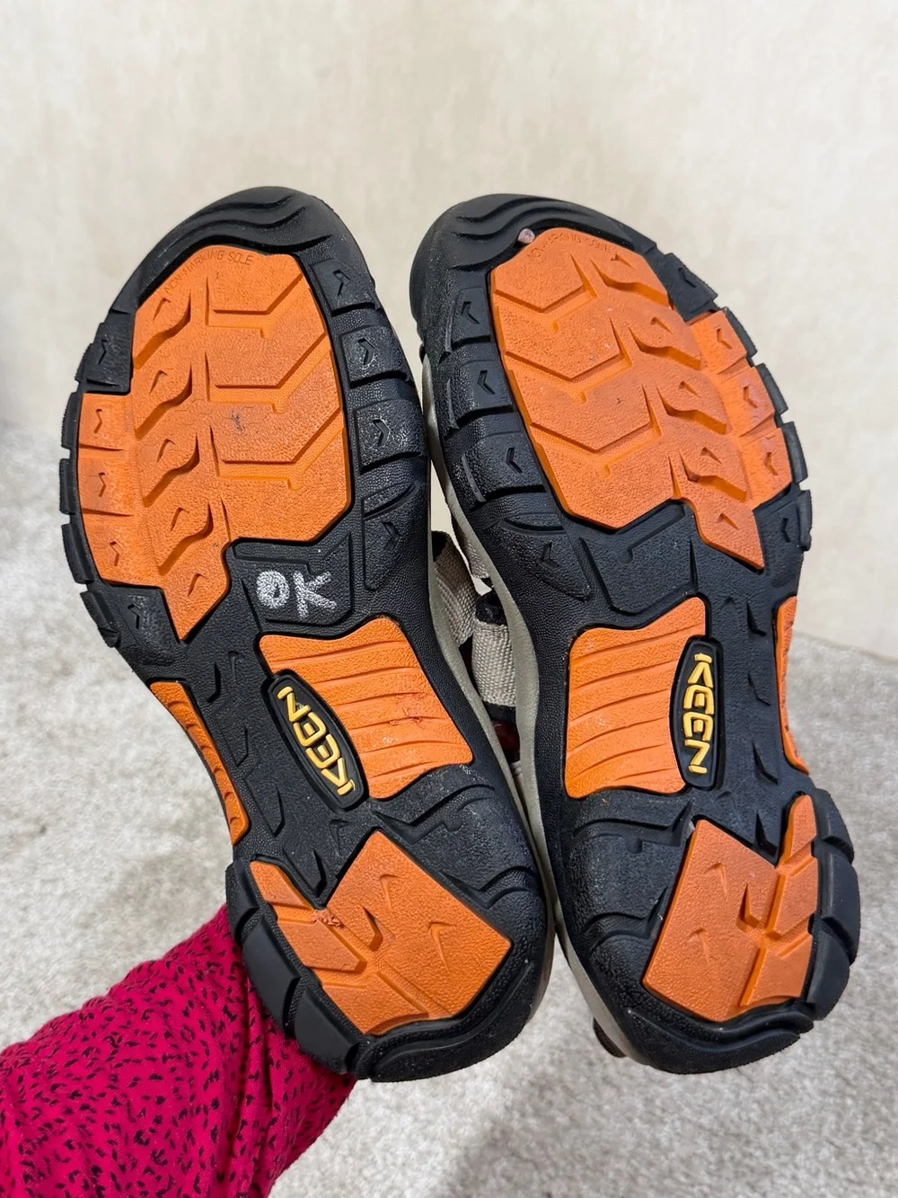 Keen note preowned