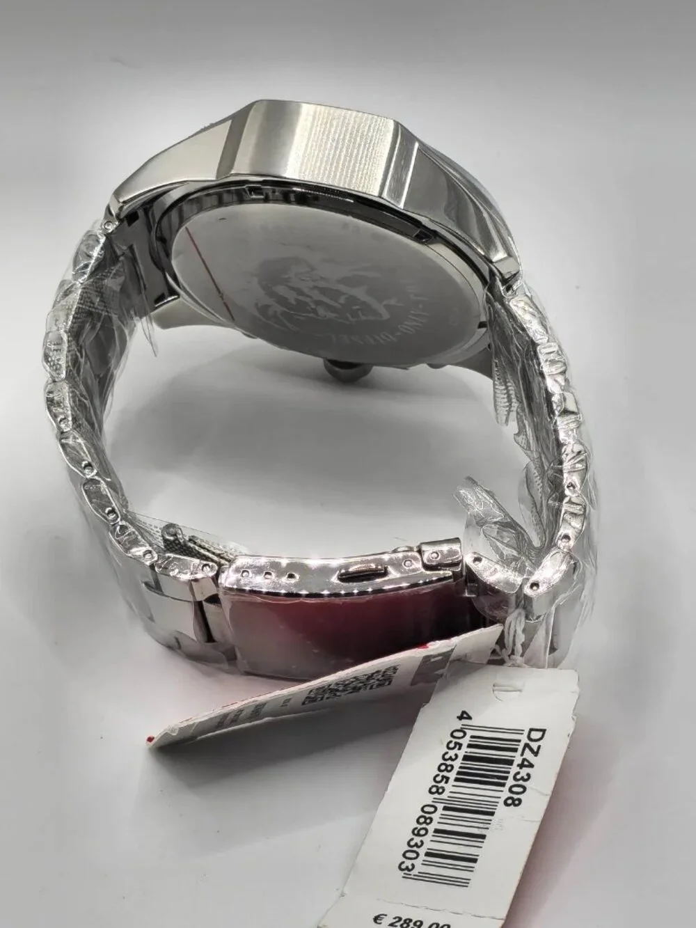 Diesel stylish wristwatch