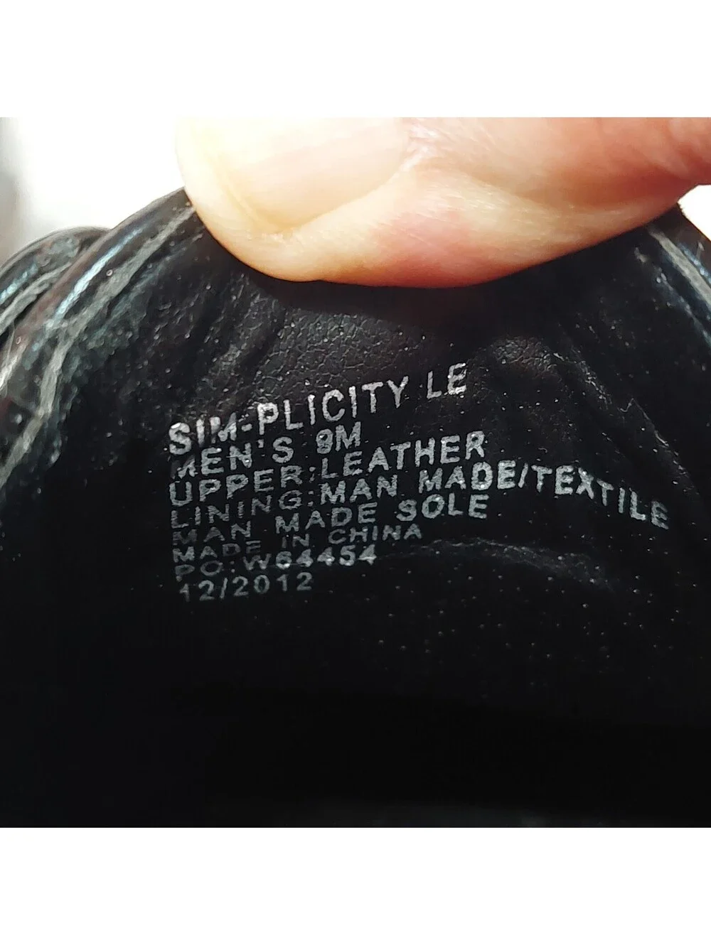 Kenneth Cole Reaction these kenneth