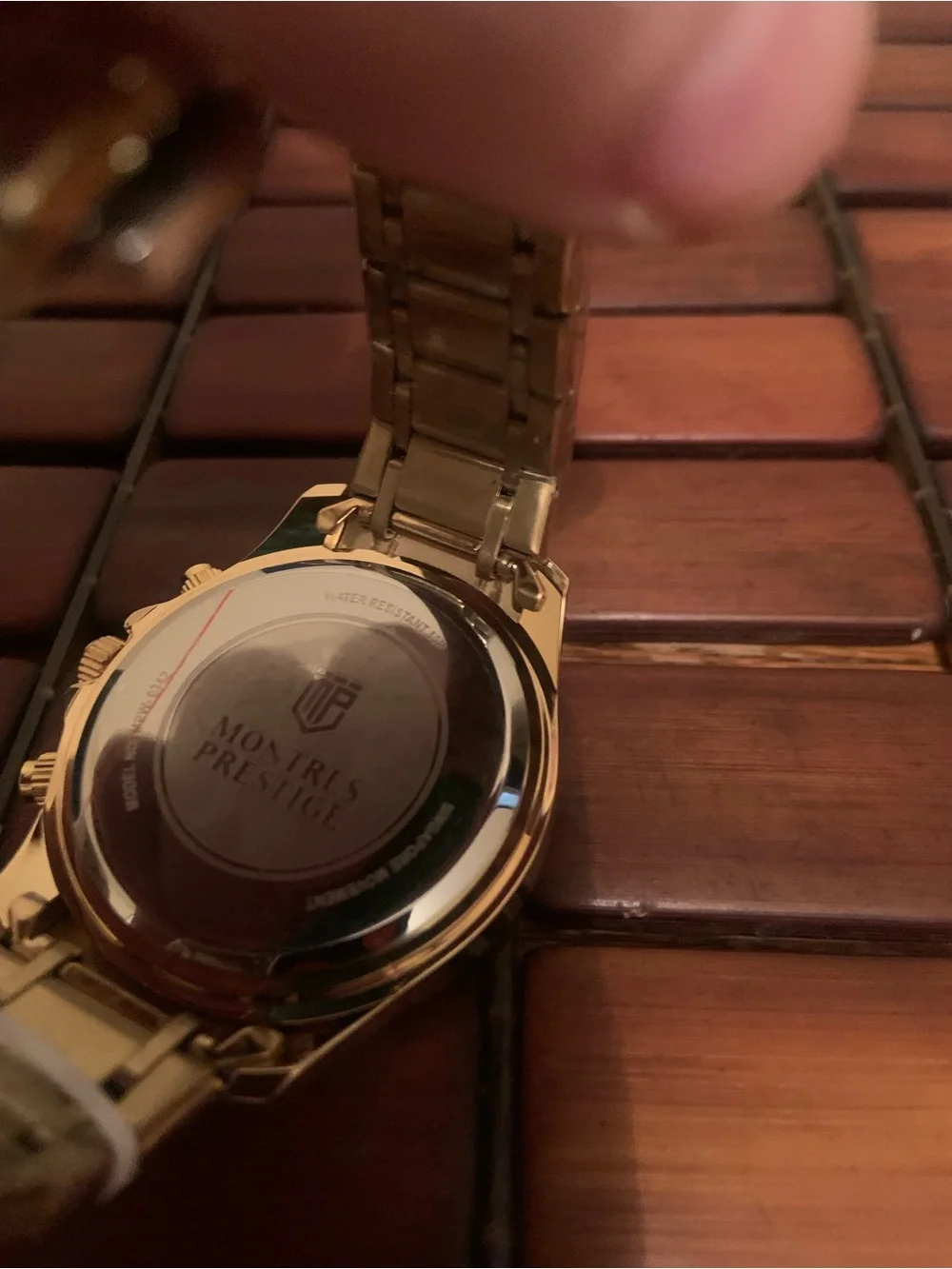 Invicta elegant gold