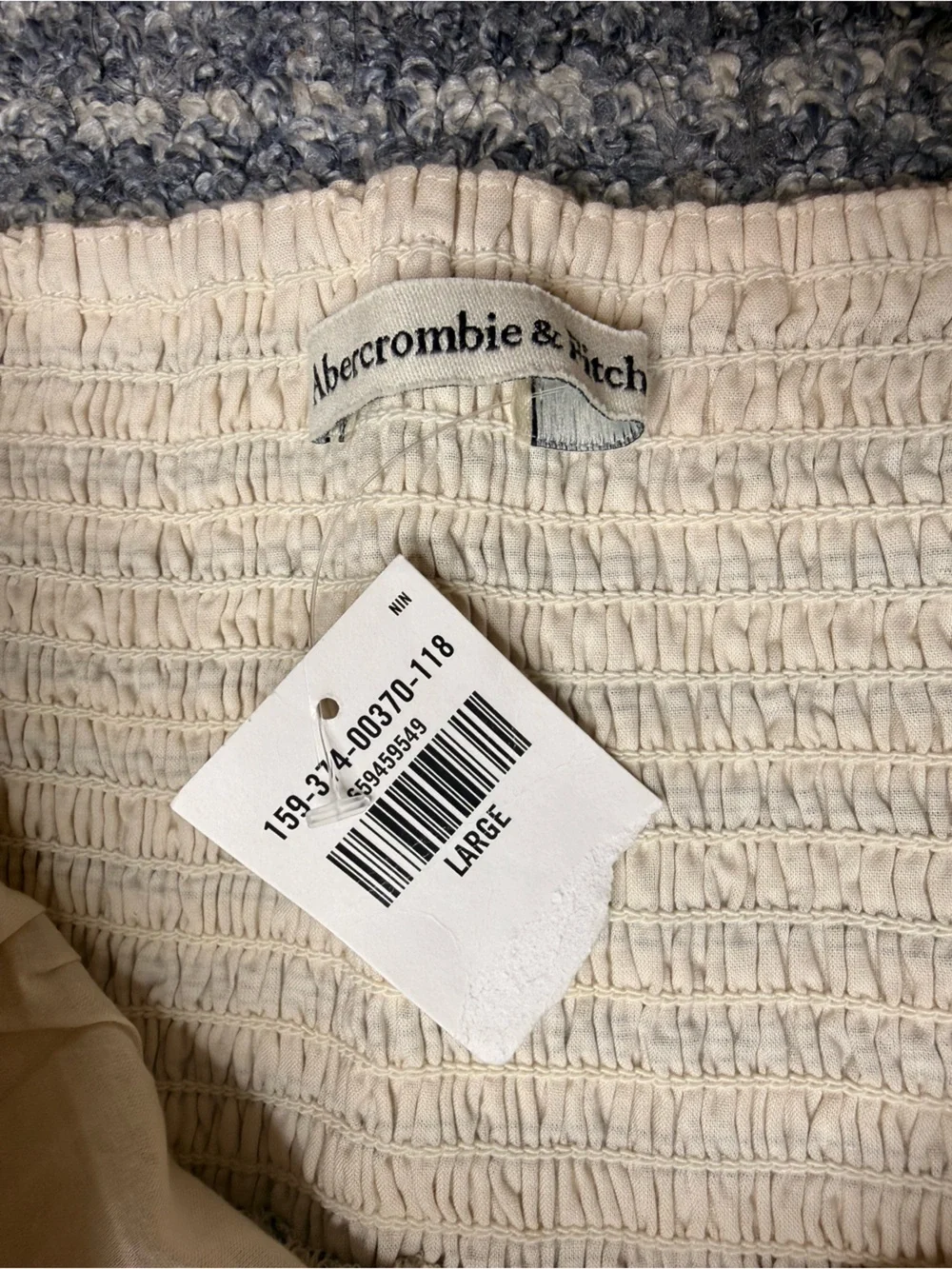 Abercrombie & Fitch off shoulder