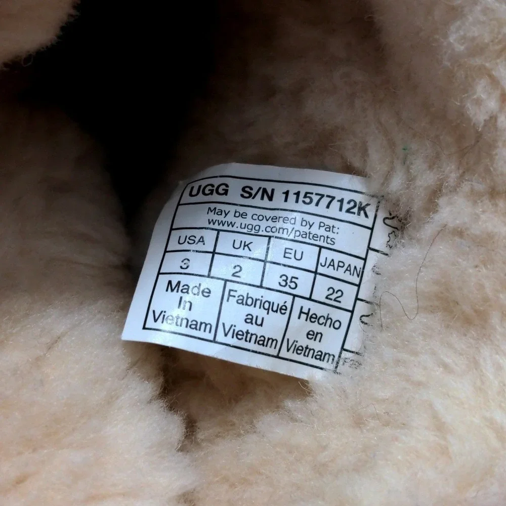 UGG elevate your
