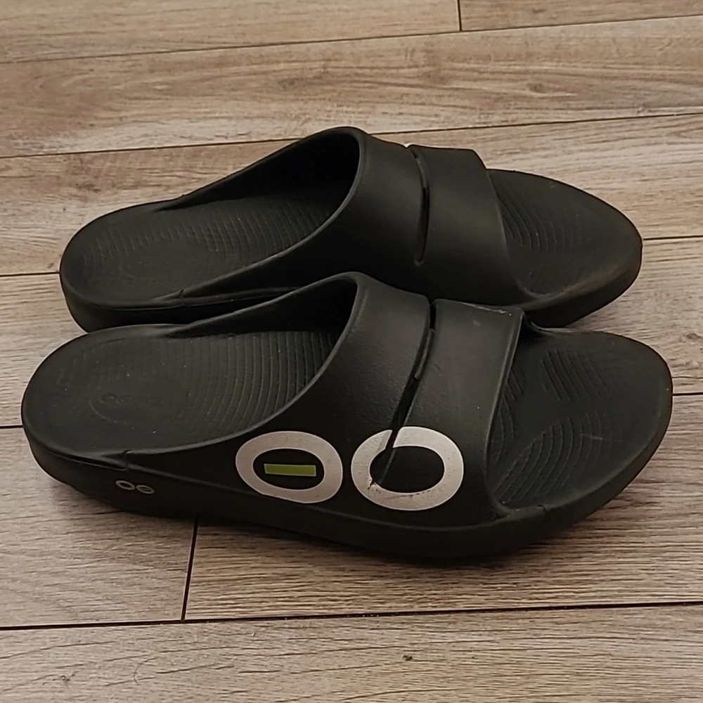 OOFOS ooahh black
