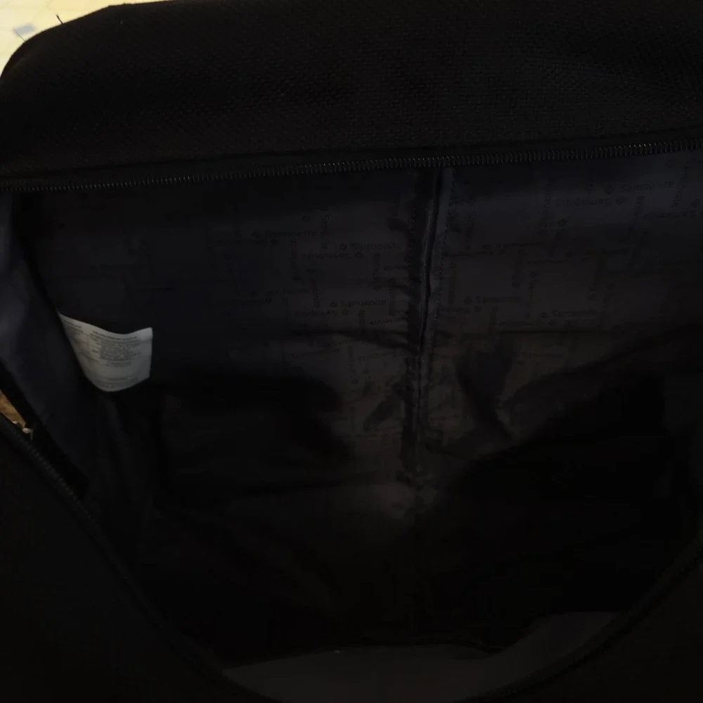 Samsonite rolling laptop