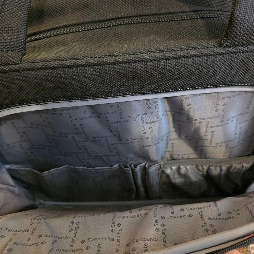Samsonite rolling laptop