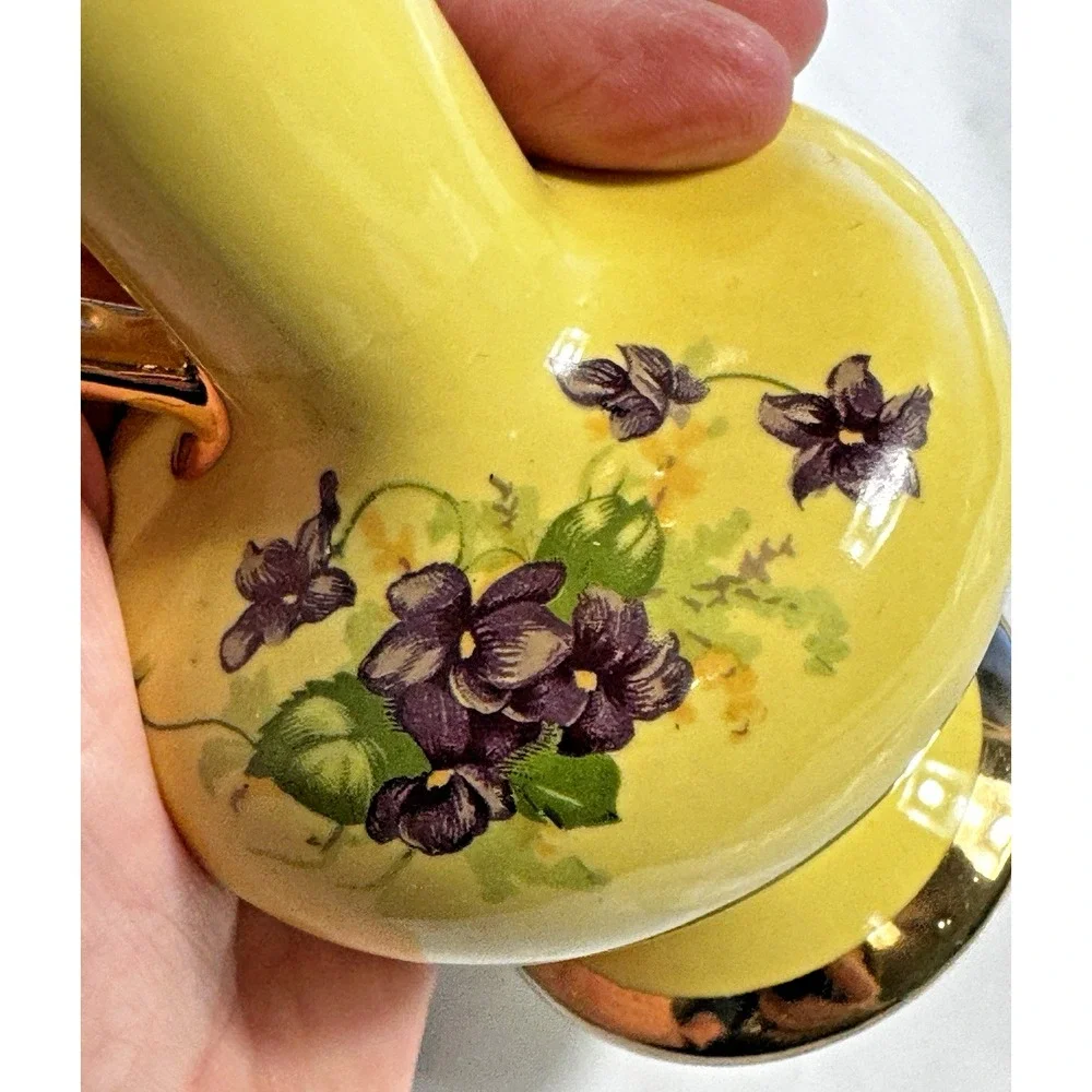 N/A vintage ceramic