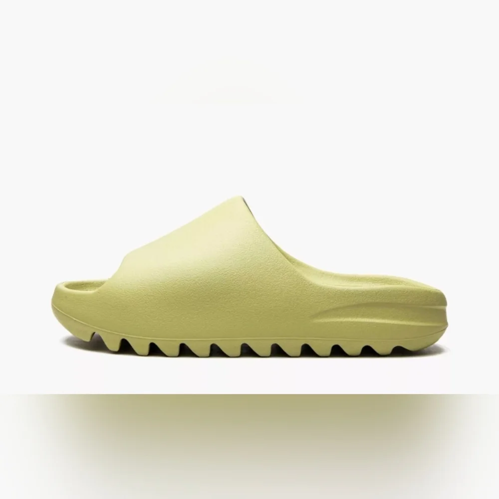 Adidas Yeezy Slide Resin | Size 8 | Brand New (No Box)