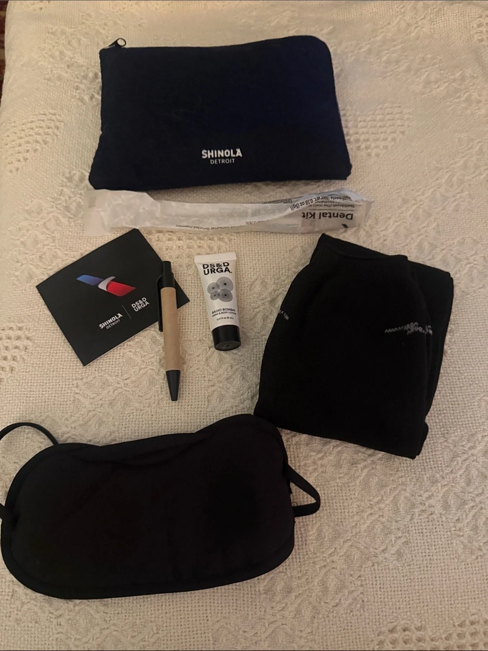 Shinola sleek zip