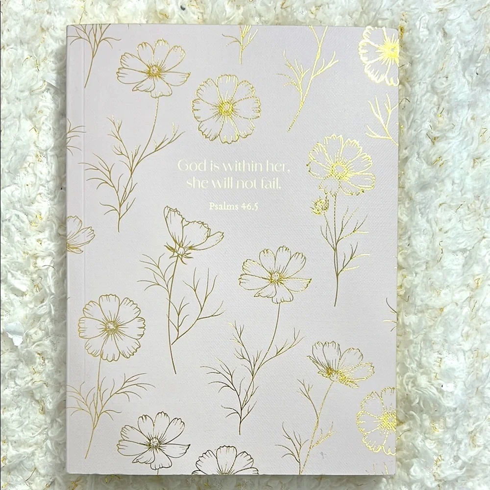 Floral‎ Gold and Cream journal