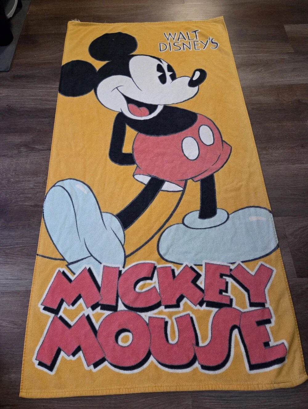 Vintage 90s Y2K Walt Disney Mickey Mouse Yellow/Orange Beach Towel