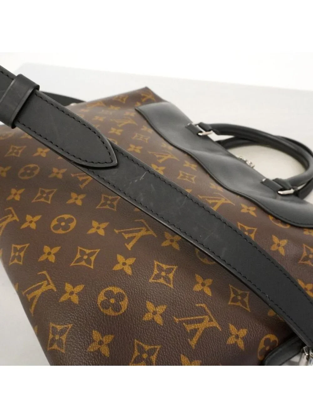 Louis Vuitton this authentic