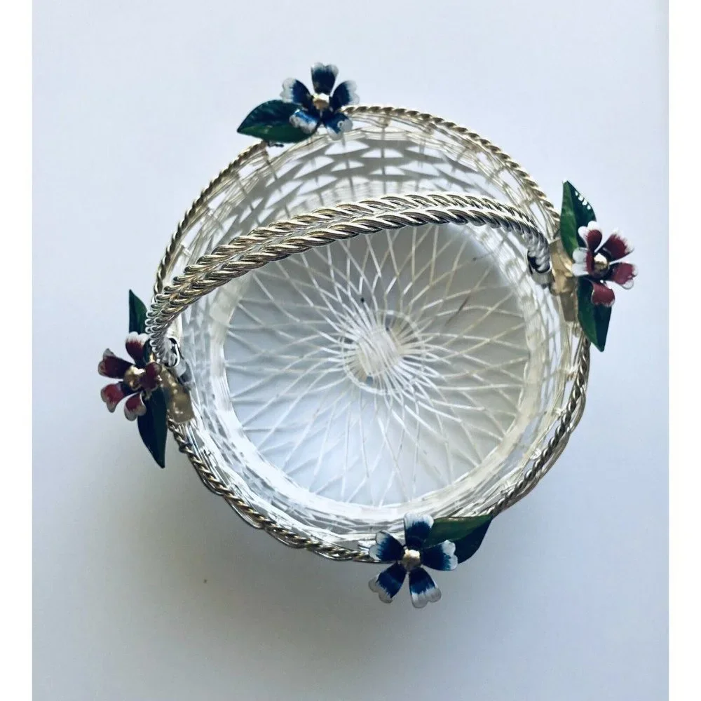 Vintage Hand Woven Wire Basket Silver Plated Pretty‎ Flowers Gift- NIB