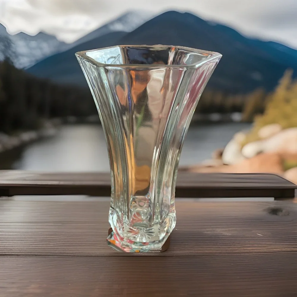 Vtg. Hoosier Glass Fluted‎ Heavy Clear Glass Vase #4040 Heavy 9 