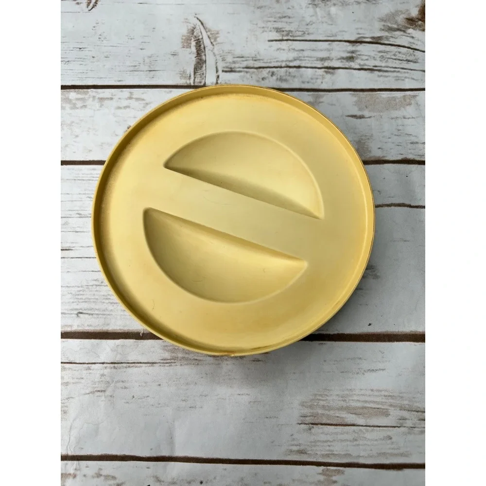 Pyrex preowned vtg