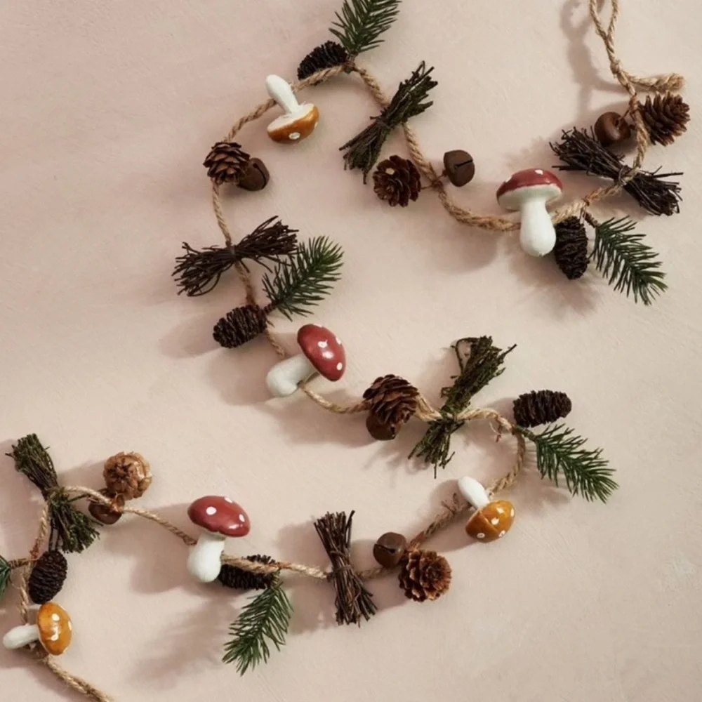 Forest Garden Garland‎