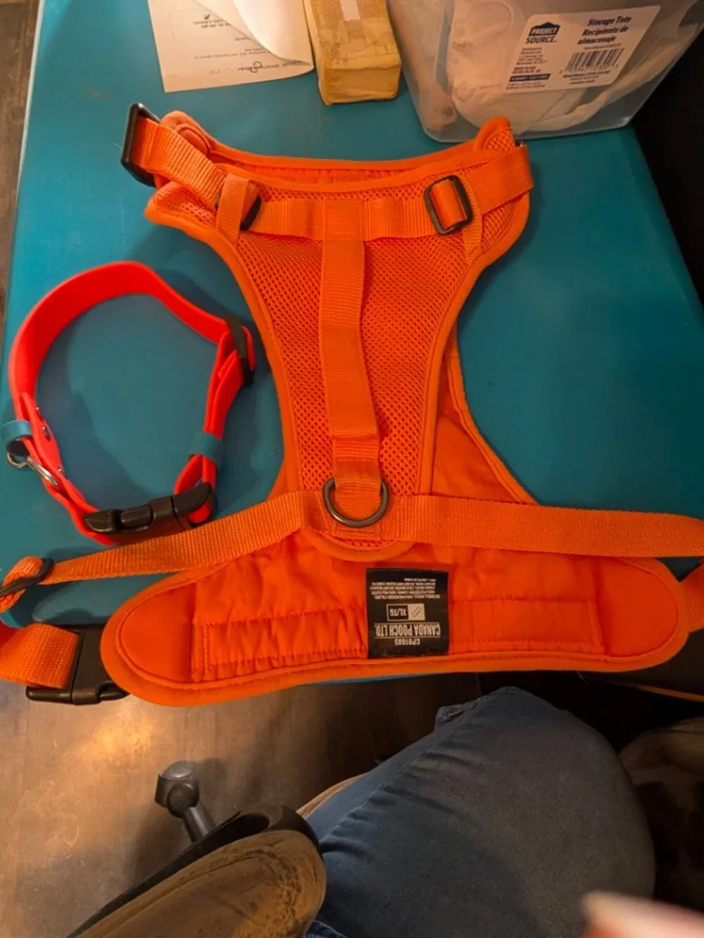 Canada Pooch Ltd harness has