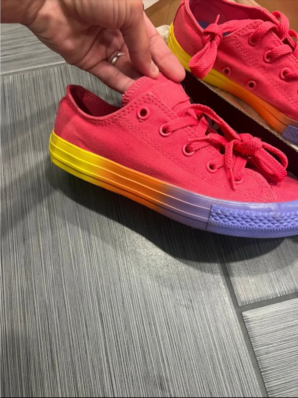 Converse kids low