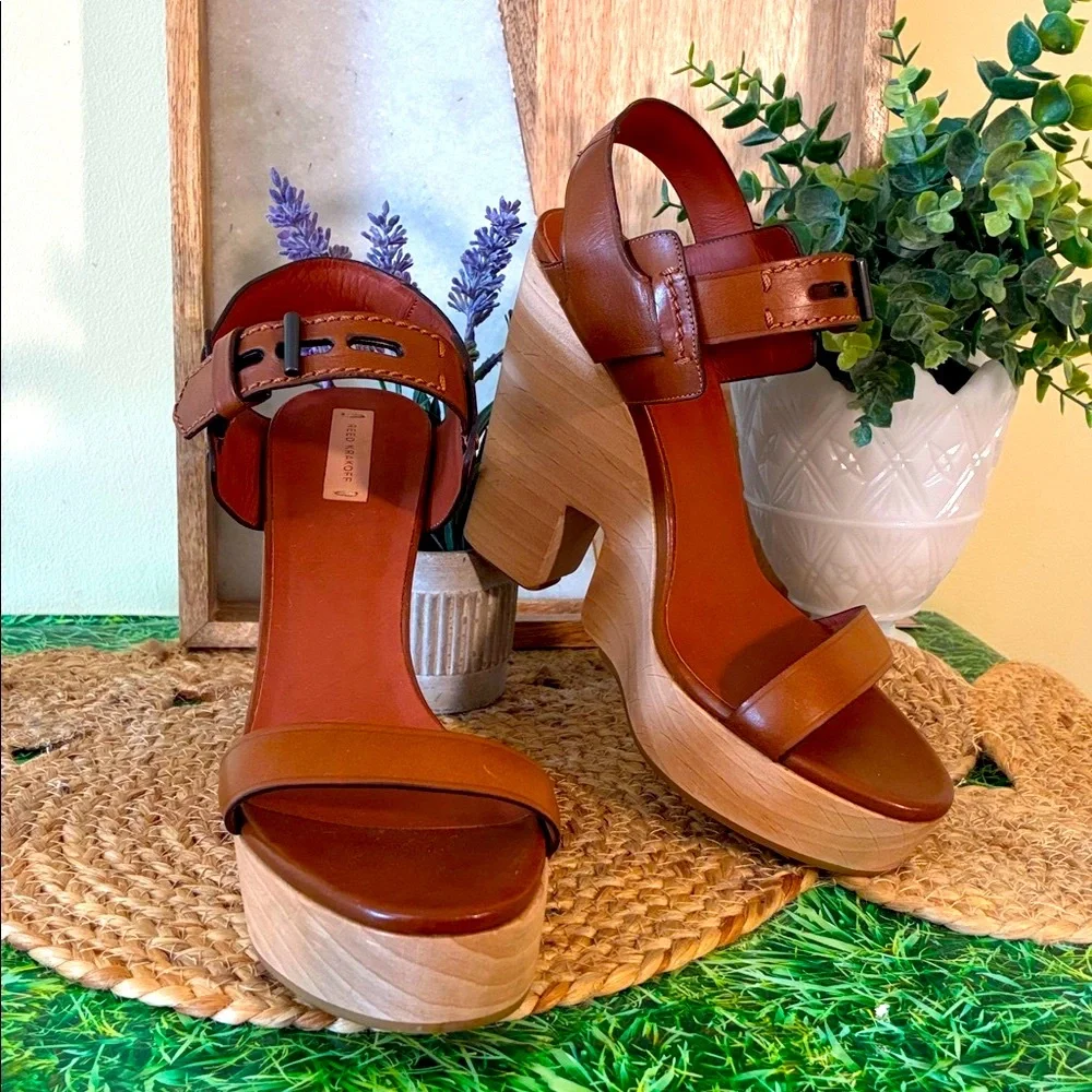 Reed Krakoff chic brown
