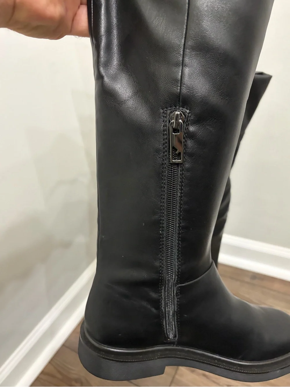 Franco Sarto sleek over