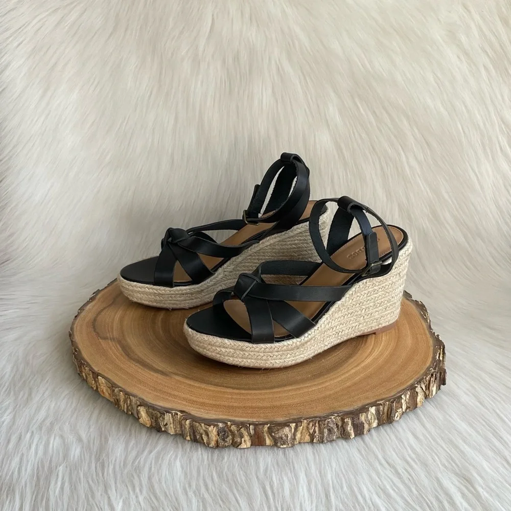 Soludos or stylish ankle