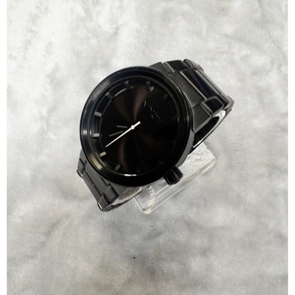 Nixon cannon shoot