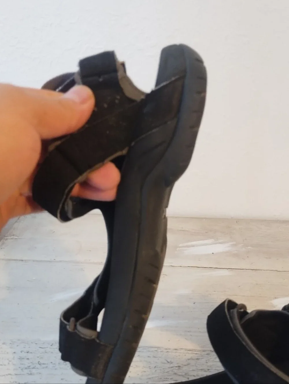 Teva Minam Water Sport Sandals Mens U.S.A Size 8 Black Waterproof