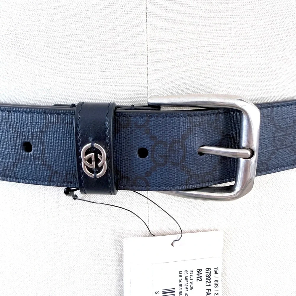 Gucci gg supreme