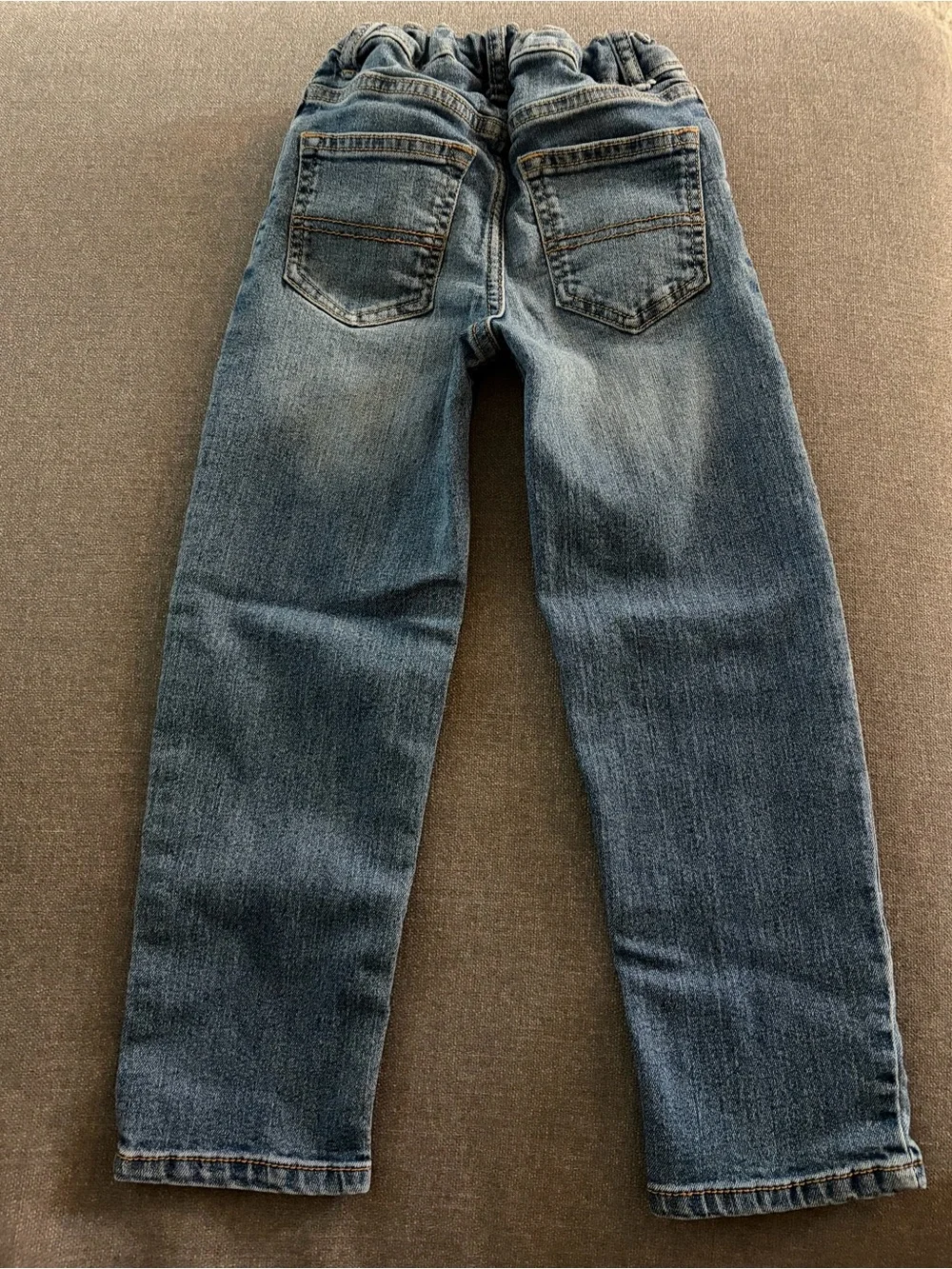 OshKosh Bgosh b’gosh detailing stitched
