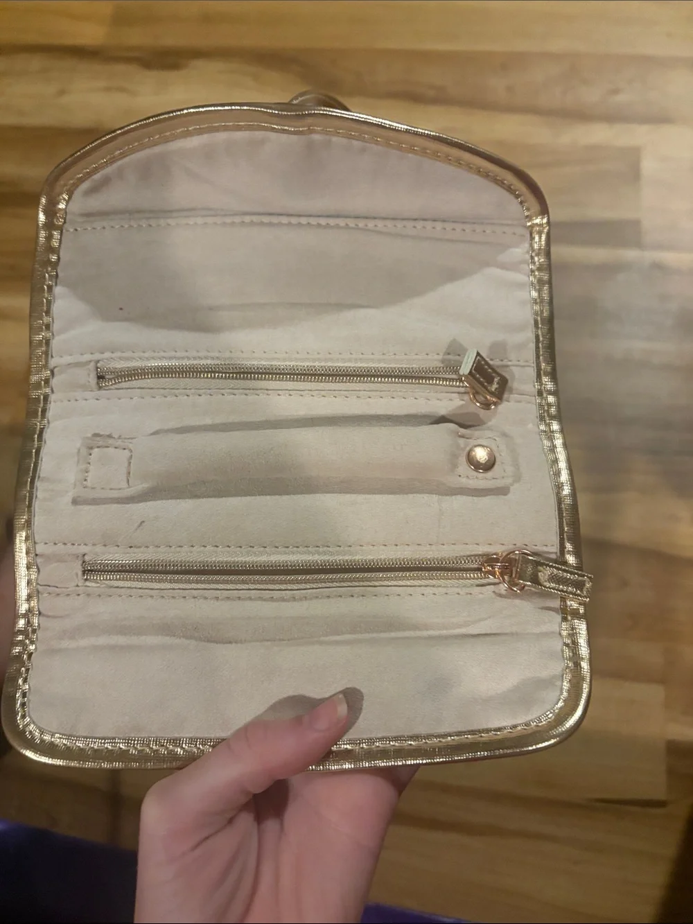 Kendra Scott soft from