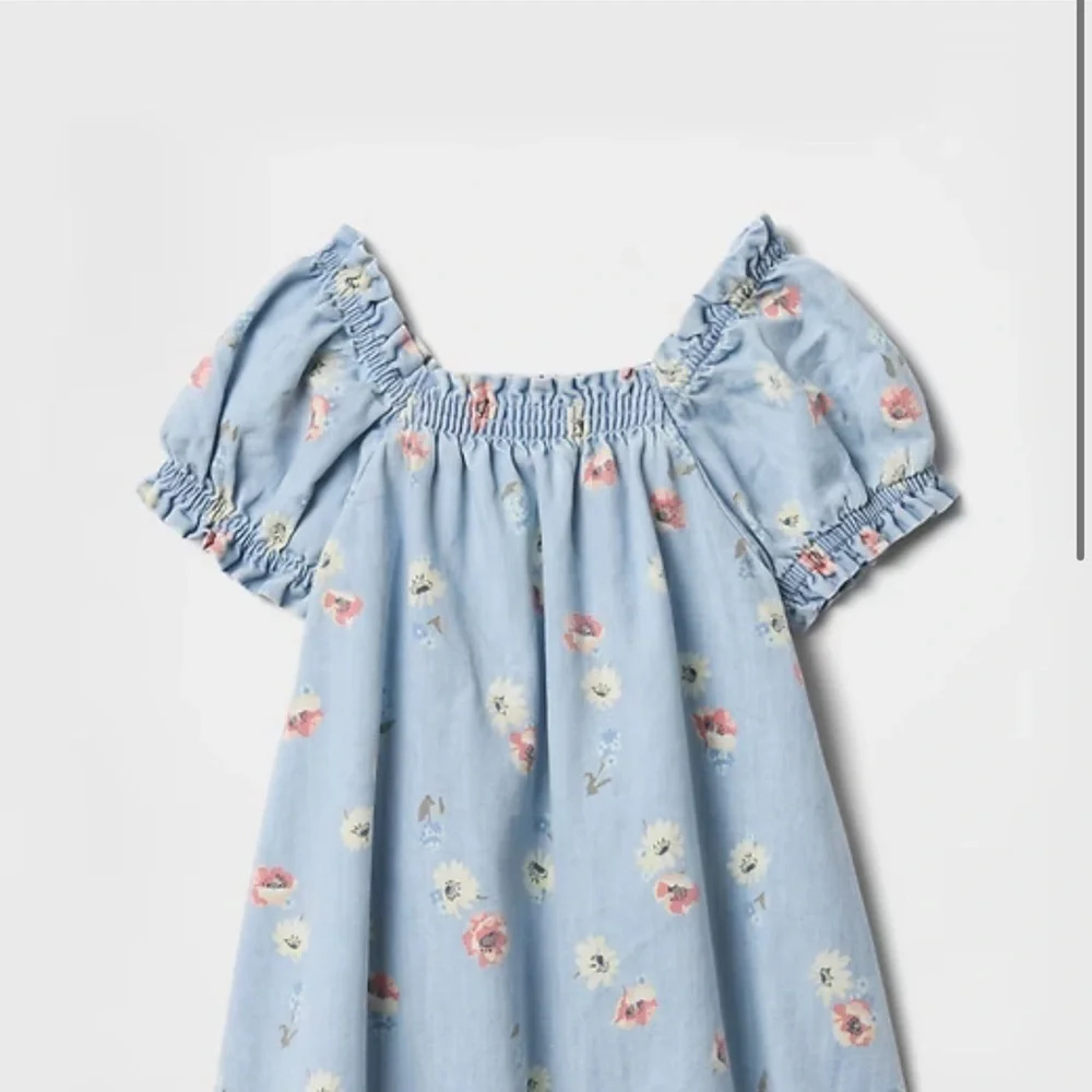 GAP adorable sky