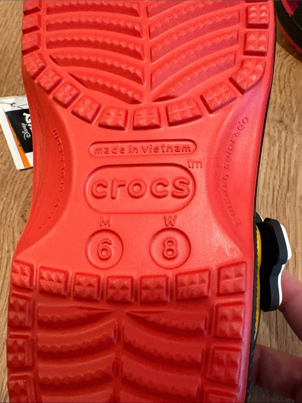 CROCS men women