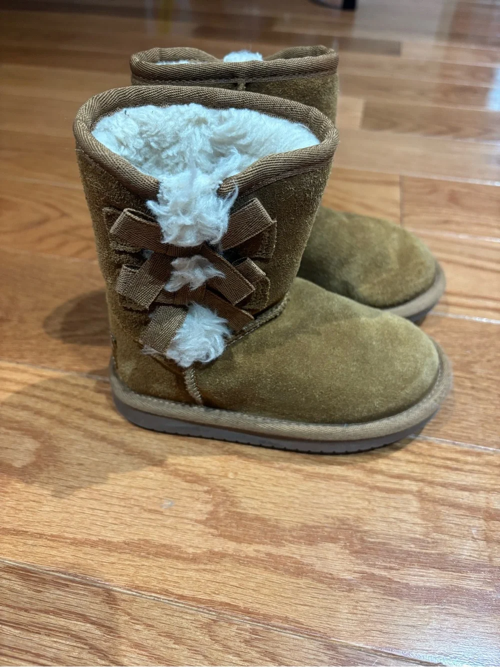 Koolaburra soft suede