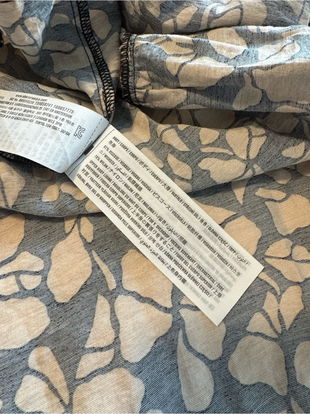 Abercrombie & Fitch effortlessly feminine