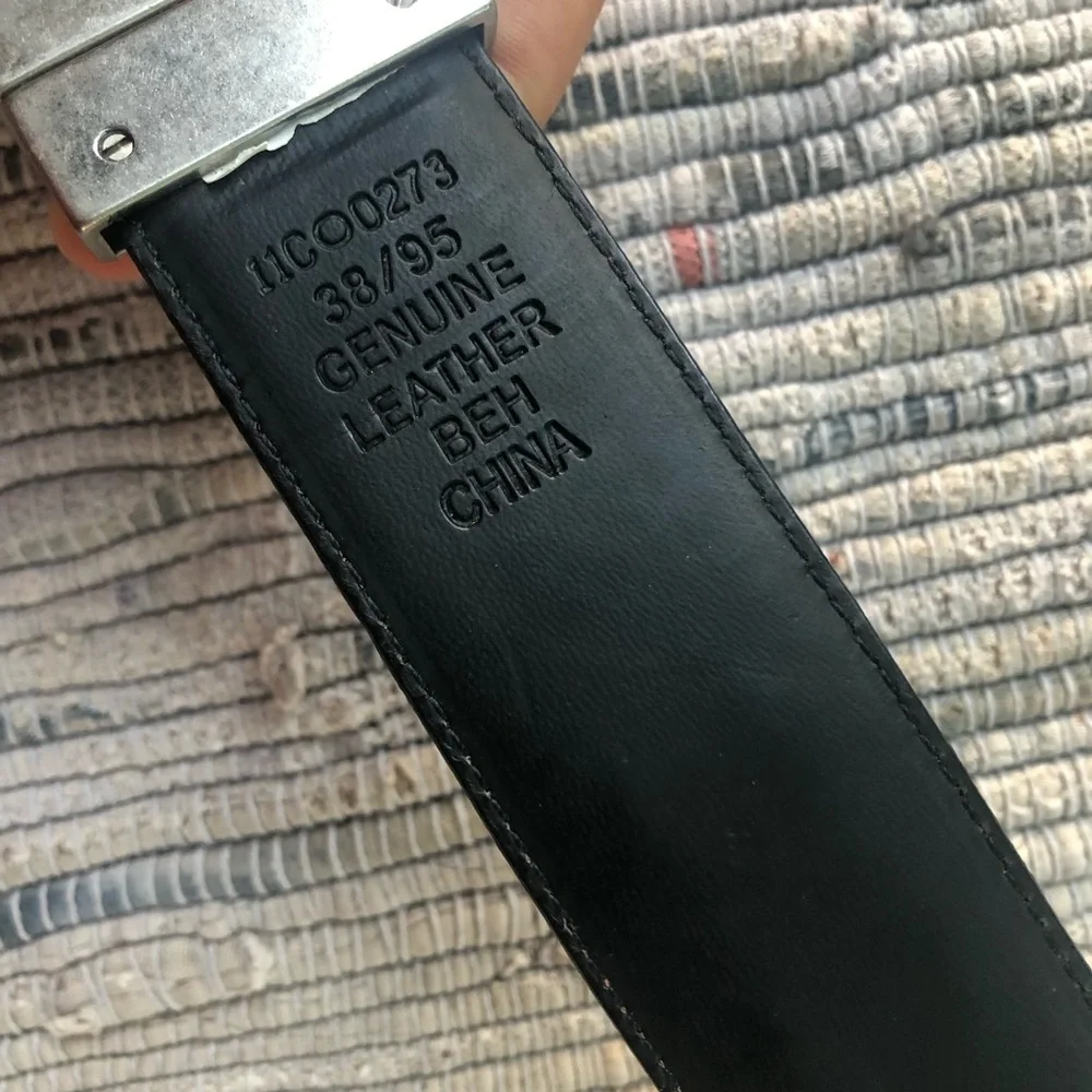 Columbia belt men