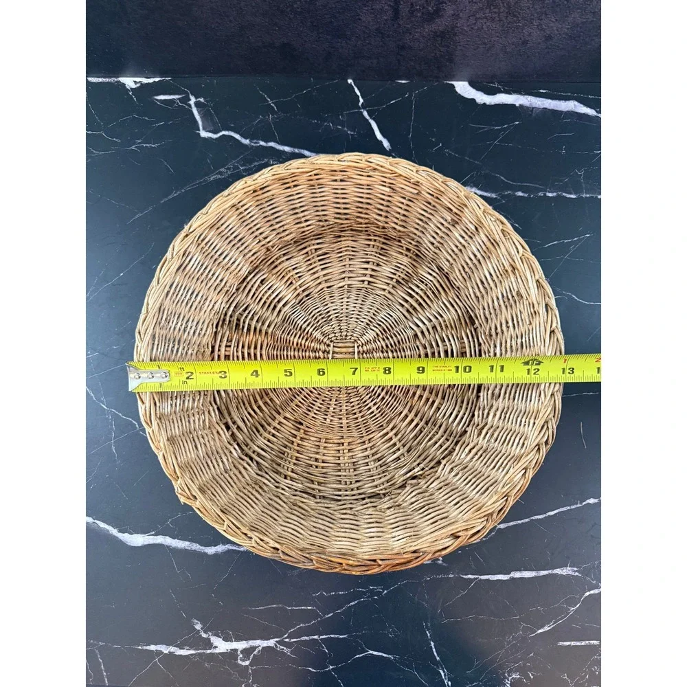 N/A vintage round
