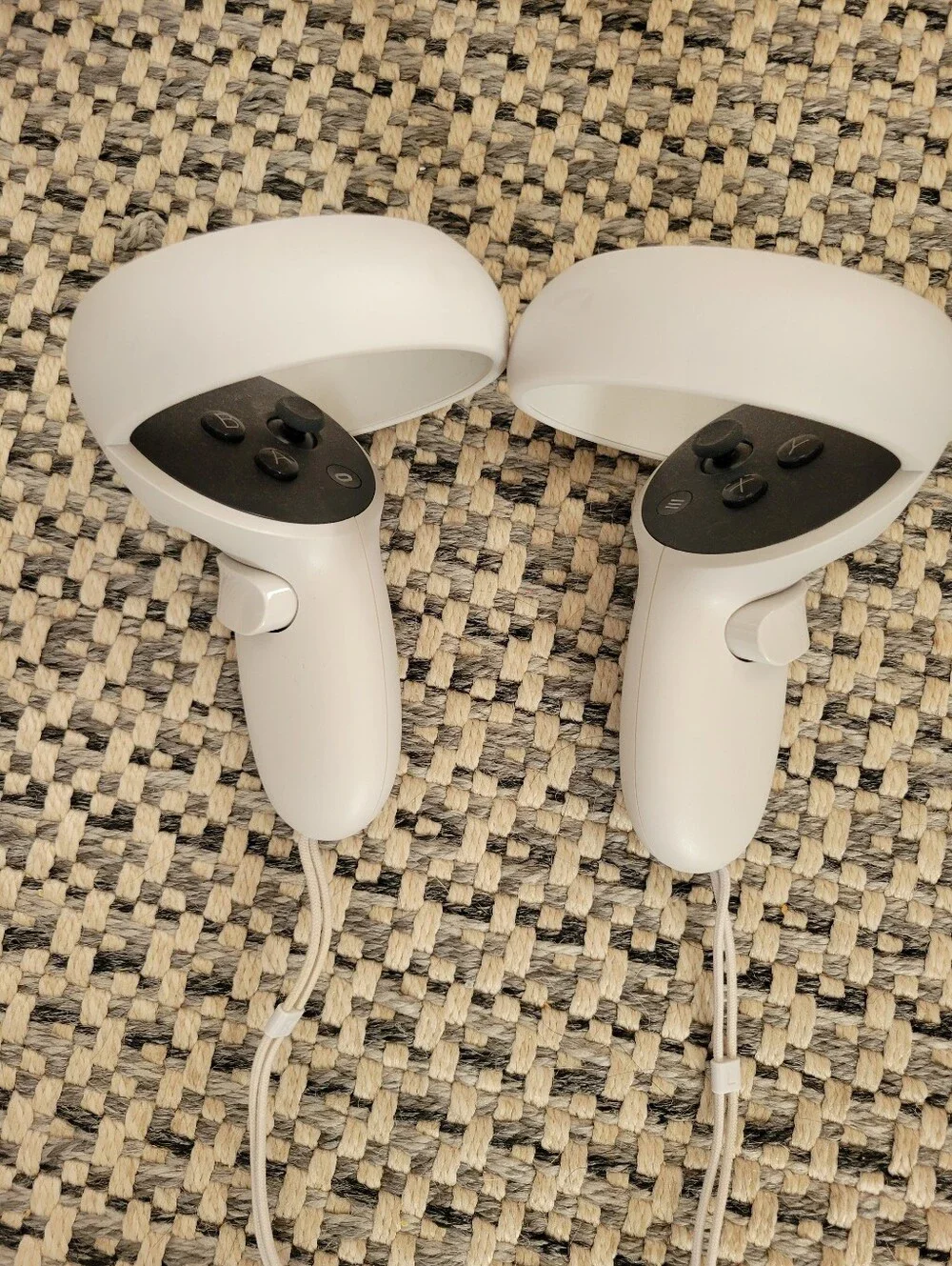 N/A quest white