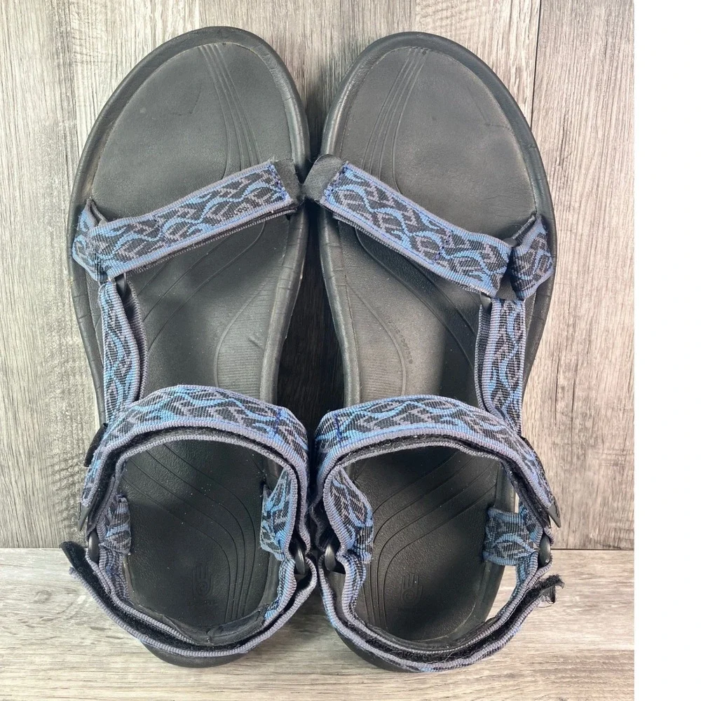 Teva hurricane sandals