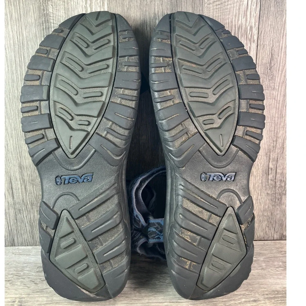 Teva hurricane sandals