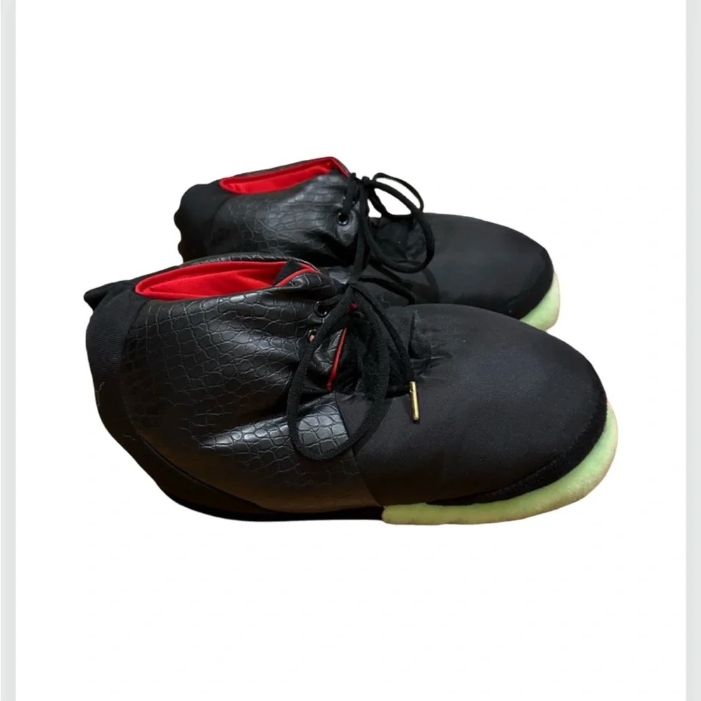 Unbranded fun sneaker
